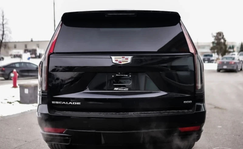 Cadillac Escalade Platinum * * AKG * * OLED * * Carfax * * , снимка 5 - Автомобили и джипове - 53386214