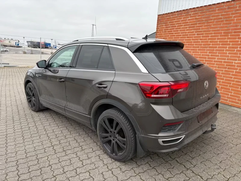 VW T-Roc R-Line 1.5benzin 150ps Aut. DK, снимка 6 - Автомобили и джипове - 53573545