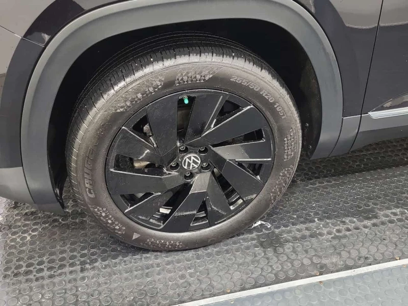 VW Atlas HIGHLINE  CARFAX, снимка 17 - Автомобили и джипове - 53597176