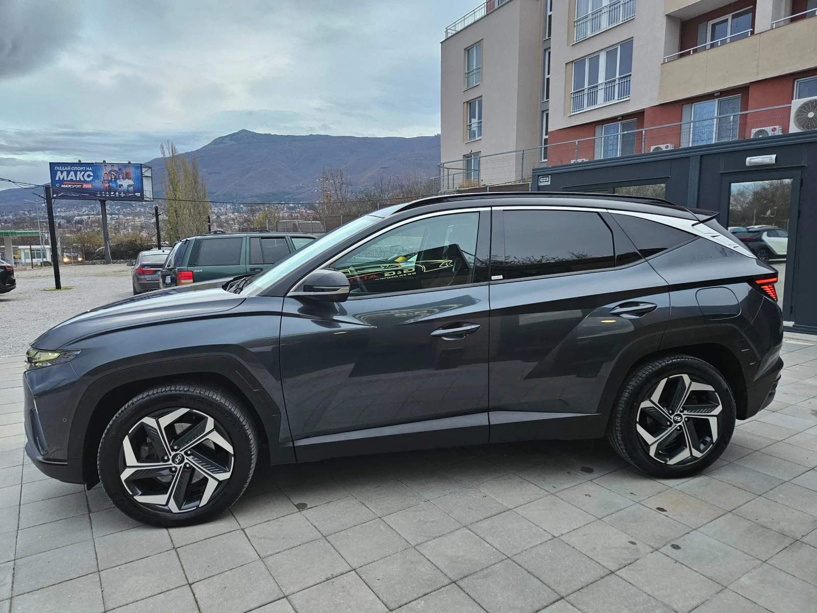 Hyundai Tucson Premium Plug in hybrid AWD - изображение 7