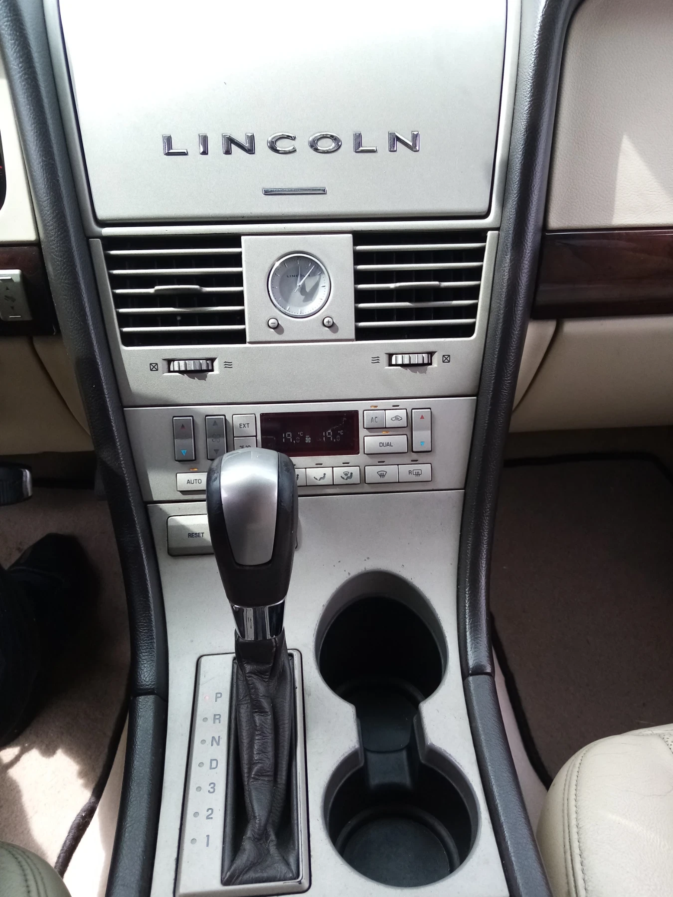 Lincoln Aviator 4.6 Газ - Бензин БАРТЕР!  - изображение 8