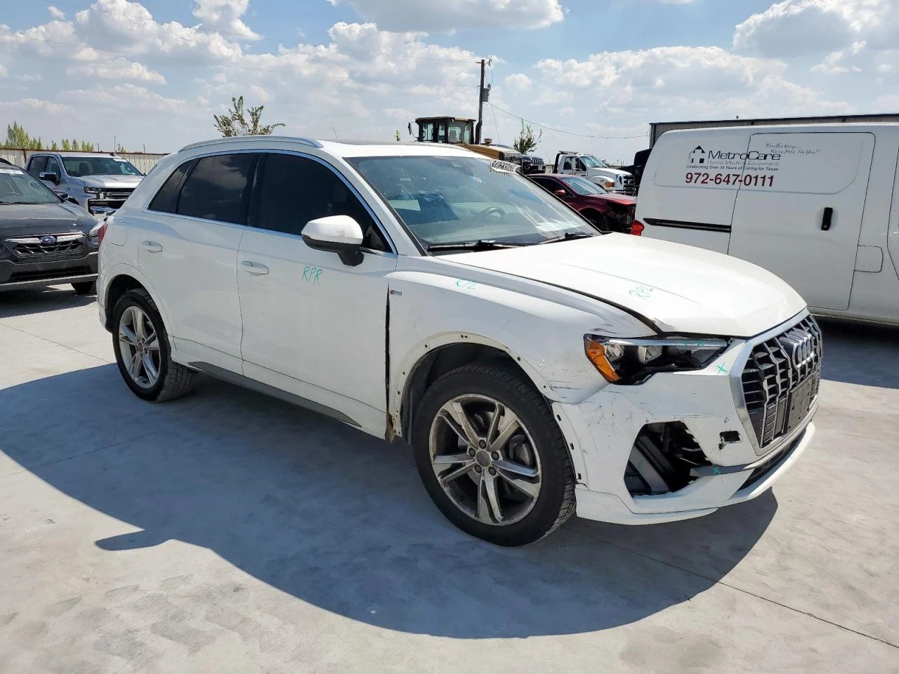 Audi Q3 PREMIUM S LINE/45 TFSI/АВТОФИНАНСИРАНЕ - изображение 4