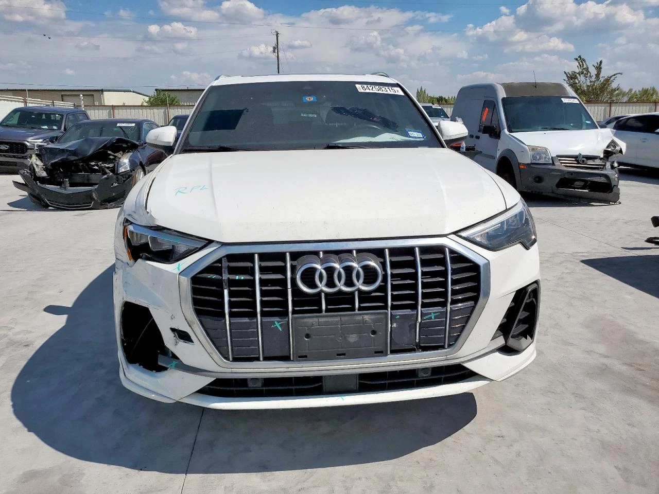 Audi Q3 PREMIUM S LINE/45 TFSI/АВТОФИНАНСИРАНЕ - изображение 5