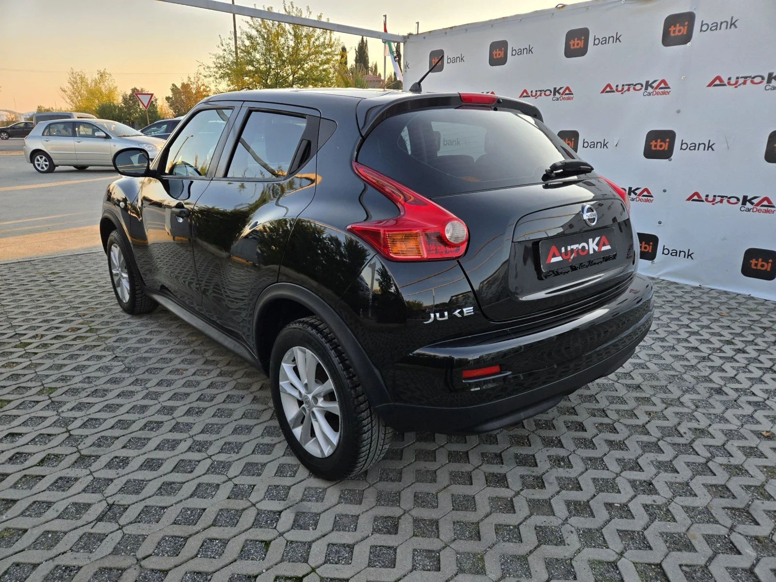 Nissan Juke 1.6i-116kc= ГАЗ* BRC* = 193.000KM= ACENTA= FACE - изображение 5