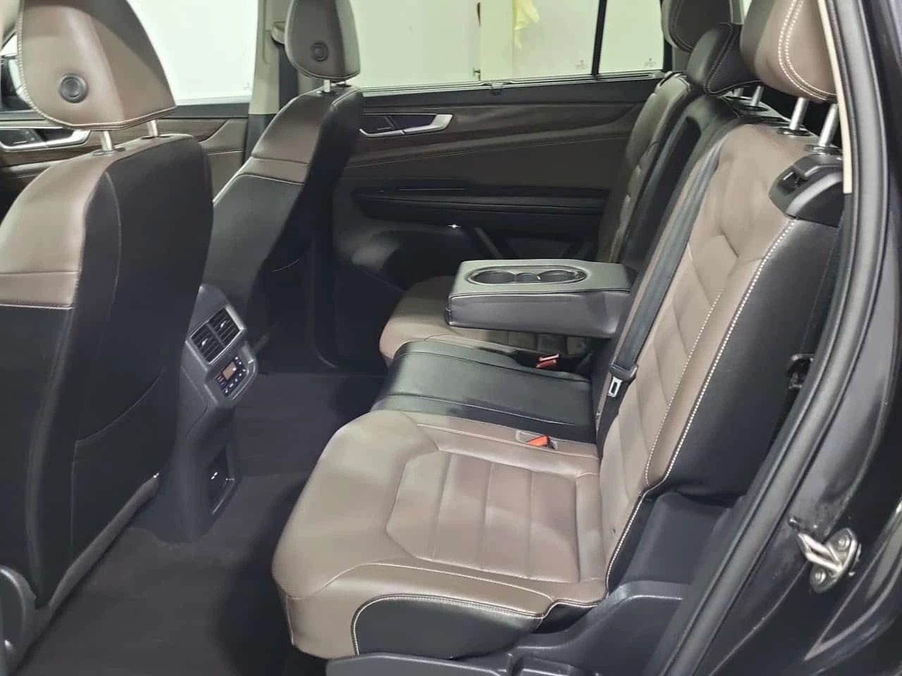 VW Atlas HIGHLINE  CARFAX | Mobile.bg � ����������� 12