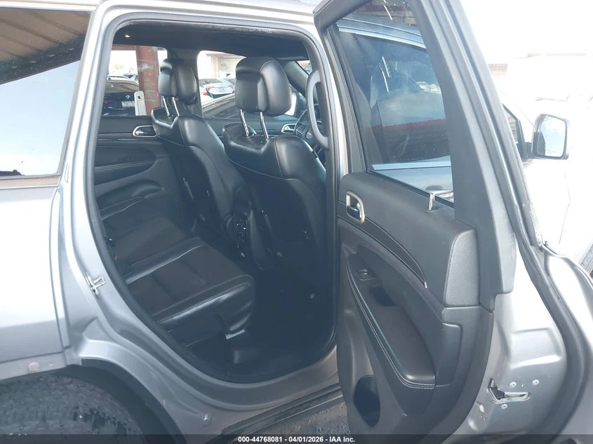 Jeep Grand cherokee 3.6l Limited, снимка 8 - Автомобили и джипове - 54360571