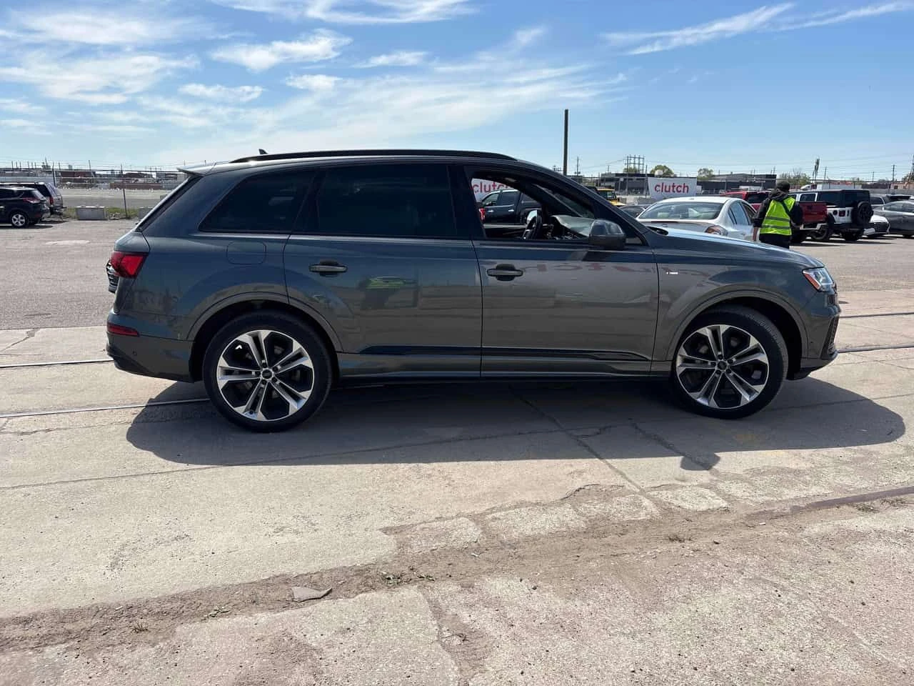 Audi Q7 * ДИСТРОНИК* 360 КАМЕРА* ОБДУХВАНЕ* ПАНОРАМА* , снимка 4 - Автомобили и джипове - 54635615
