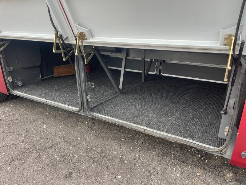 Mercedes-Benz Tourino 35места е4, снимка 10 - Бусове и автобуси - 49624856