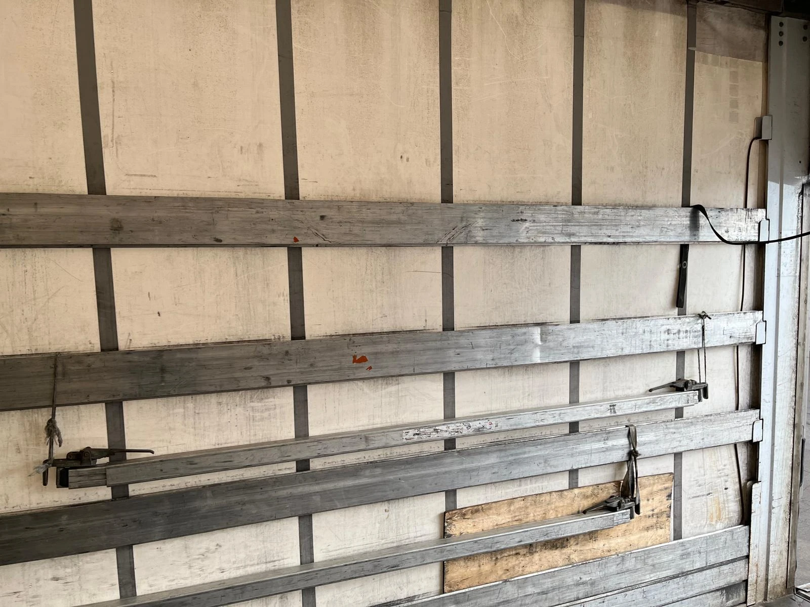 Mercedes-Benz Actros 1842 - изображение 7