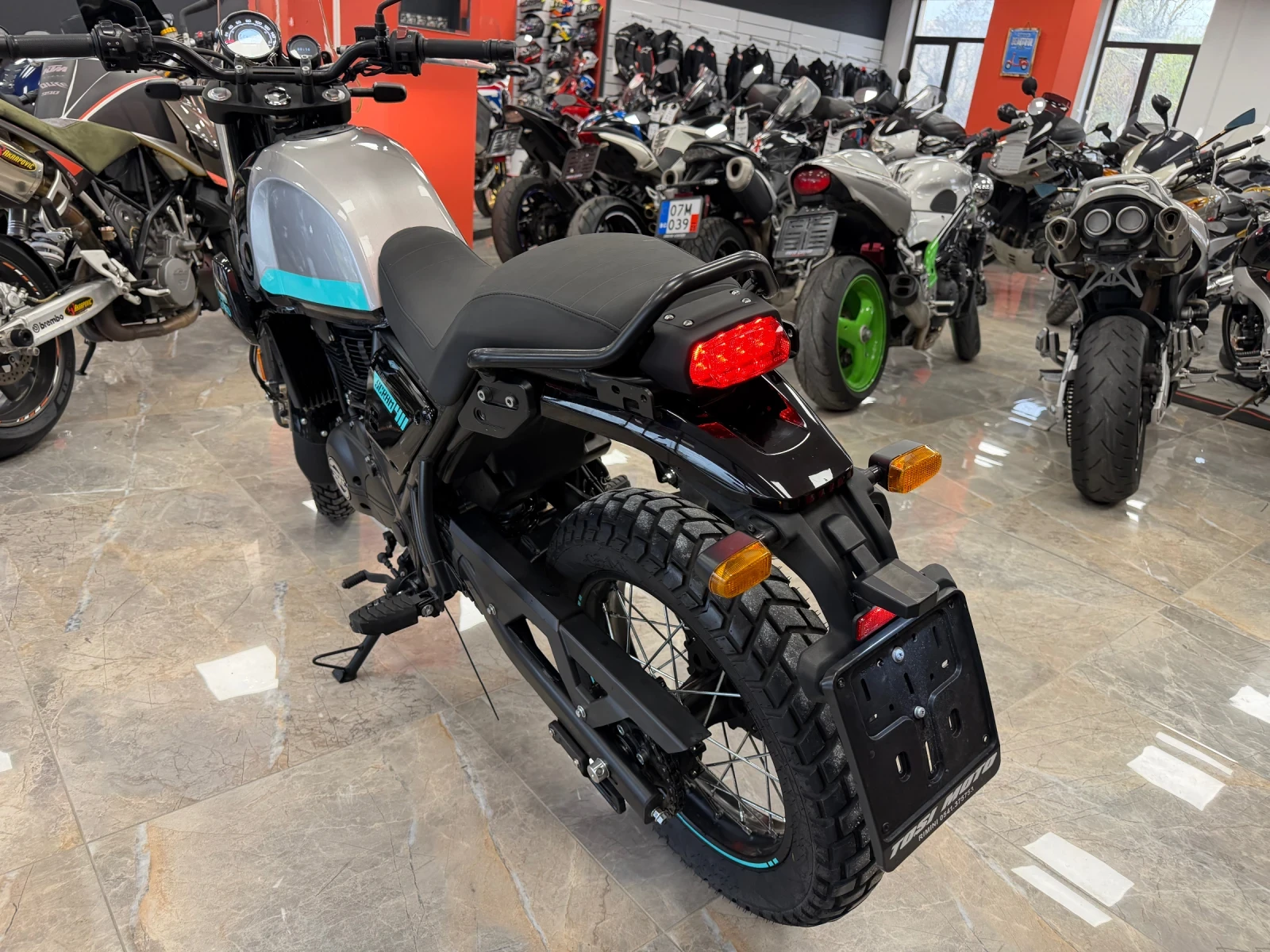 Royal Enfield Himalayan 411 411 A2  - изображение 7