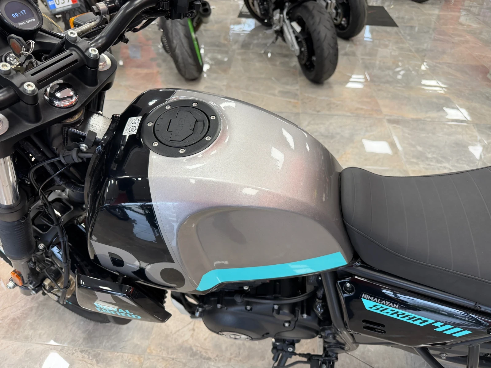 Royal Enfield Himalayan 411 411 A2  | Mobile.bg   11