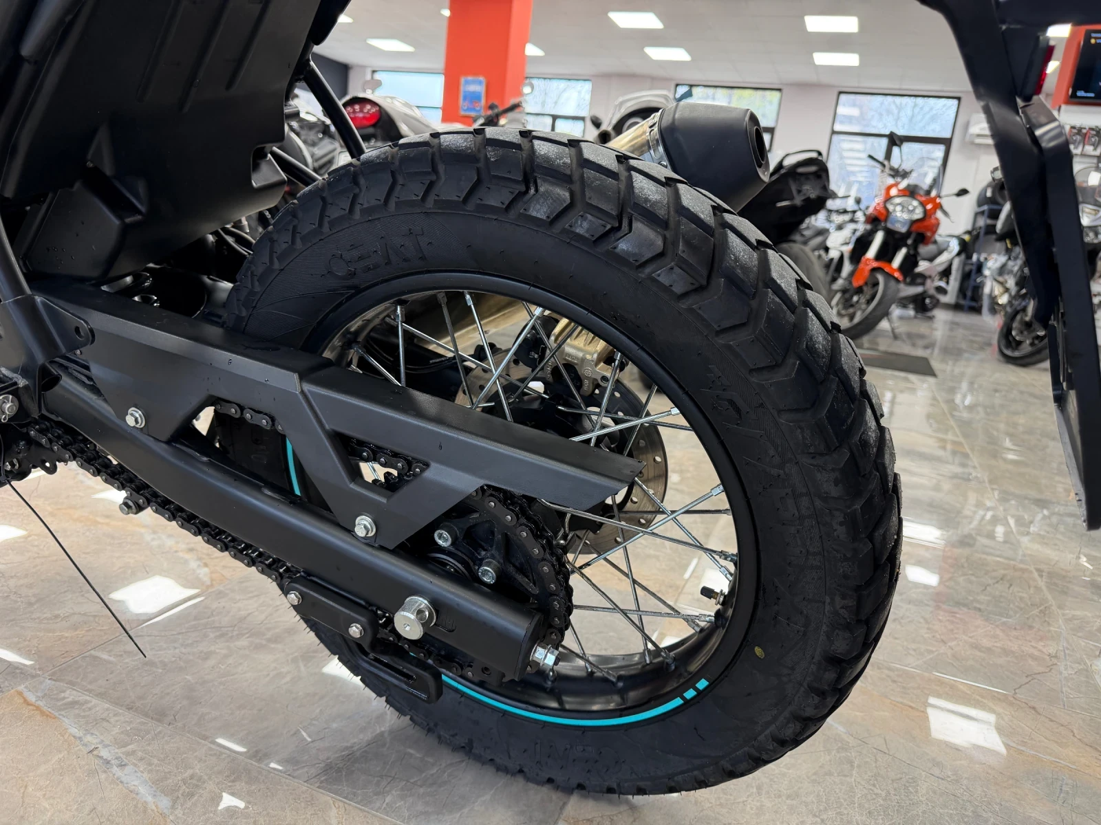 Royal Enfield Himalayan 411 411 A2  | Mobile.bg   14