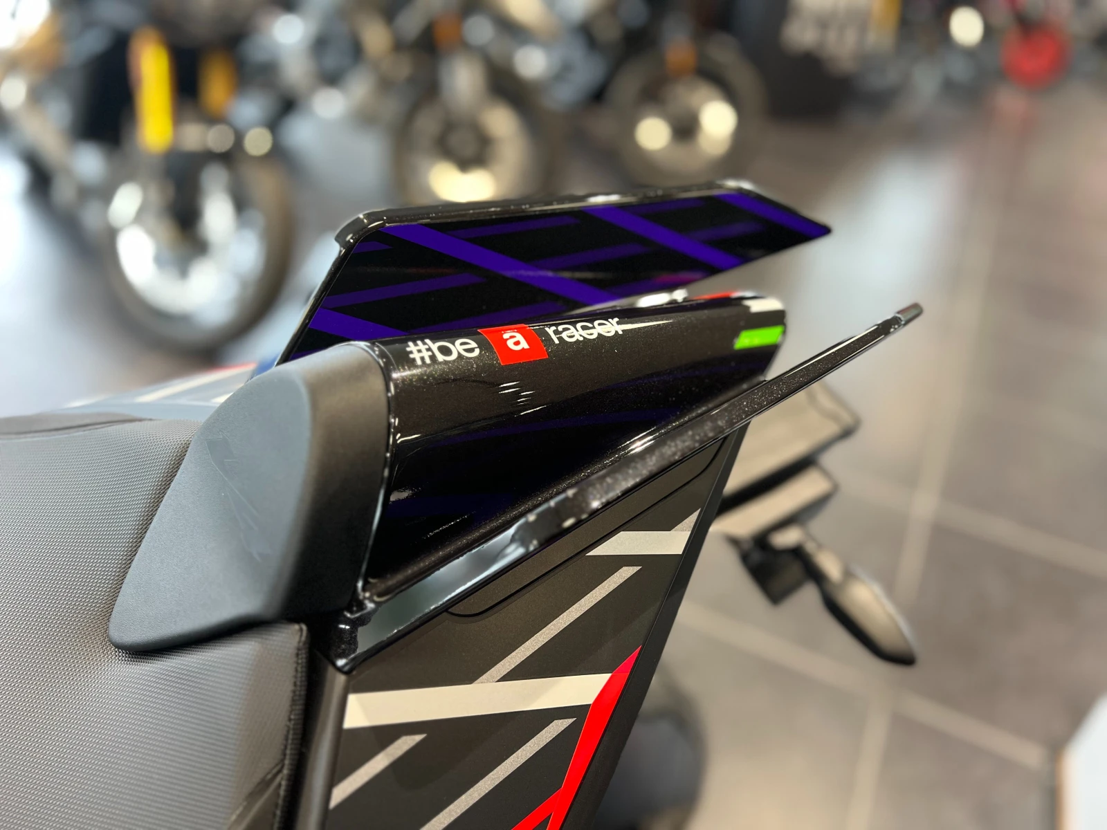 Aprilia RSV4 1100 Factory MY26 | Mobile.bg � ����������� 10