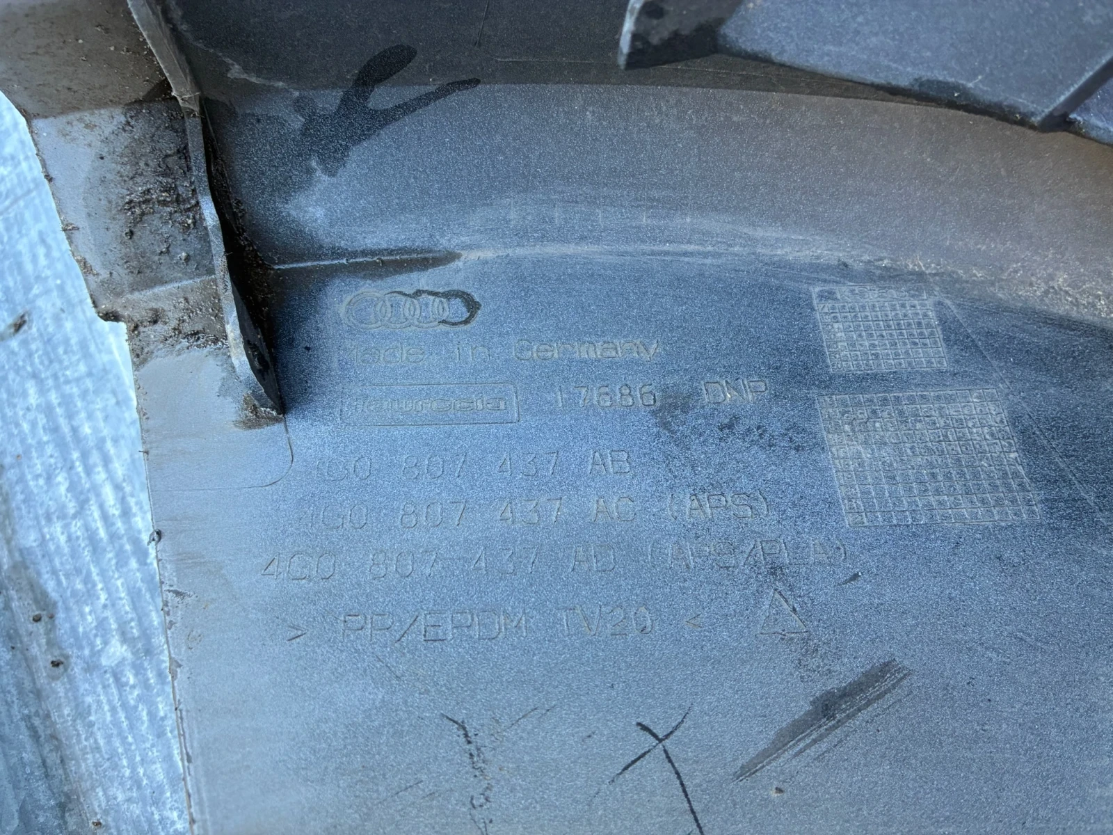 ������ ����� �� Audi A6 C7. S-line. 4G0807437AB. ����������. | Mobile.bg � ����������� 7