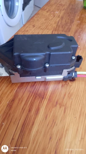 Ключалка за багажник комби на Мерцедес-W 211-2006 година ПЕРФЕКТНА, снимка 3 - Части - 53700301