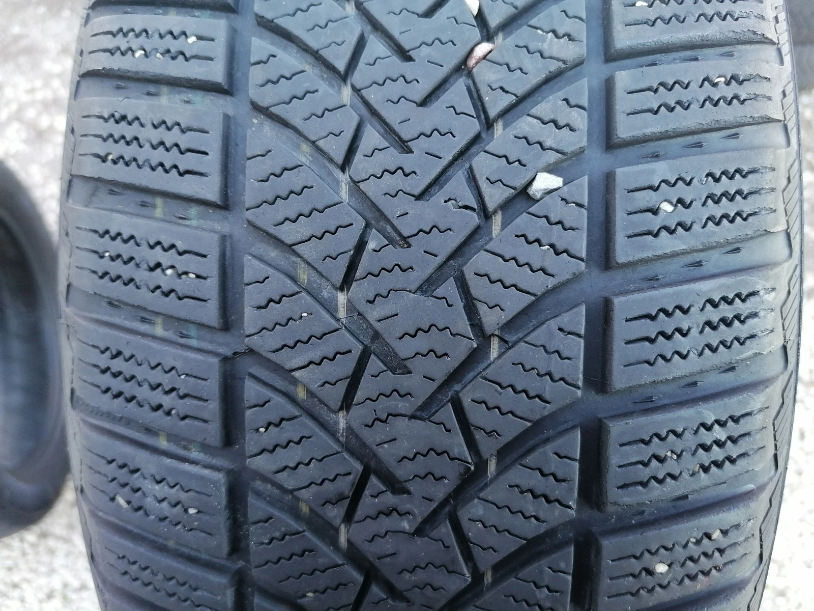 ���� 215/55R17 | Mobile.bg � ����������� 1