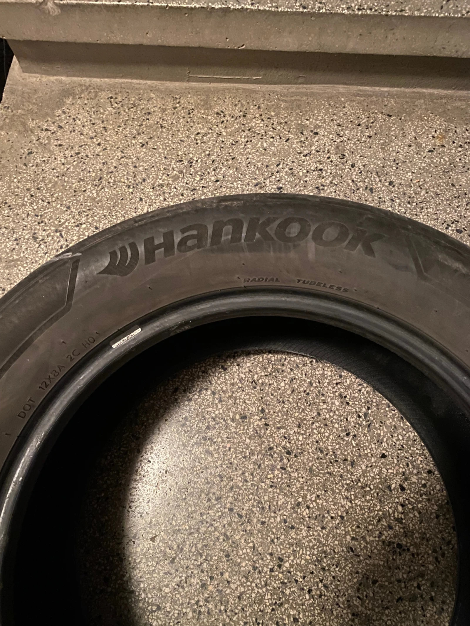 Гуми Летни 255/55R18, снимка 2 - Гуми и джанти - 55498863