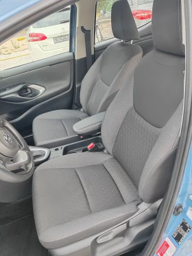 Toyota Yaris 1.5, 93к.с. ТОП FULL, снимка 9