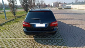 Mercedes-Benz E 220, снимка 3