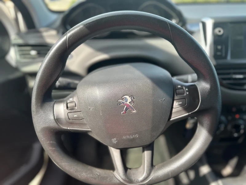 Peugeot 208 1.2i 2014 Клима  ТОП!!!, снимка 12 - Автомобили и джипове - 47182511