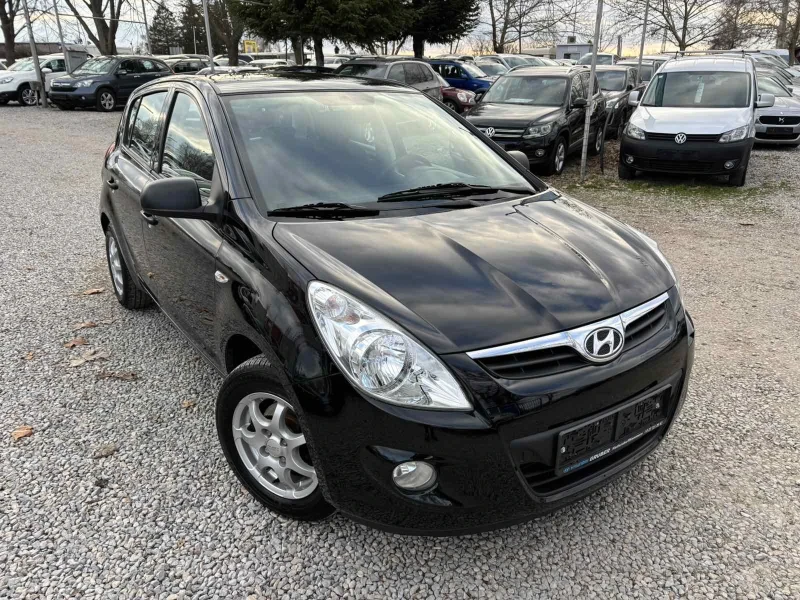 Hyundai I20, снимка 6 - Автомобили и джипове - 48994955