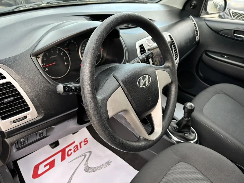 Hyundai I20, снимка 8 - Автомобили и джипове - 48994955