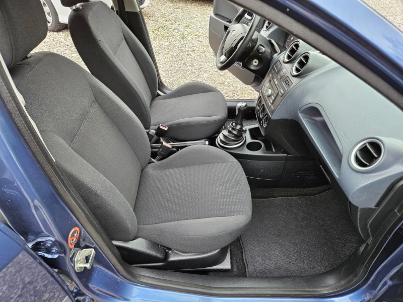 Ford Fiesta 1.25 бензин 75кс, снимка 12 - Автомобили и джипове - 49751662
