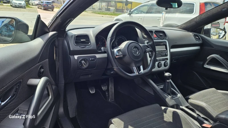 VW Scirocco 1.4TSI, снимка 7 - Автомобили и джипове - 49871594