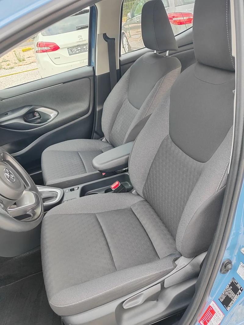 Toyota Yaris 1.5, 93к.с. ТОП FULL, снимка 9 - Автомобили и джипове - 51196485