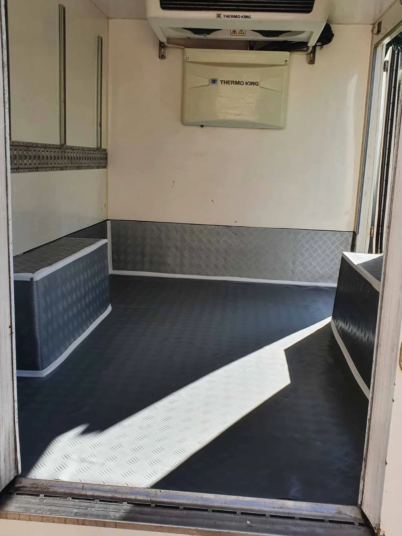 Peugeot Expert, снимка 3 - Автомобили и джипове - 53299986