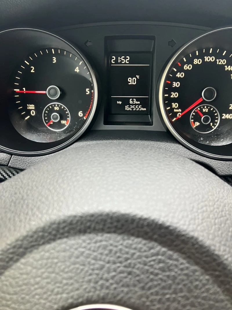 VW Golf 6 TDI, снимка 12 - Автомобили и джипове - 52357591