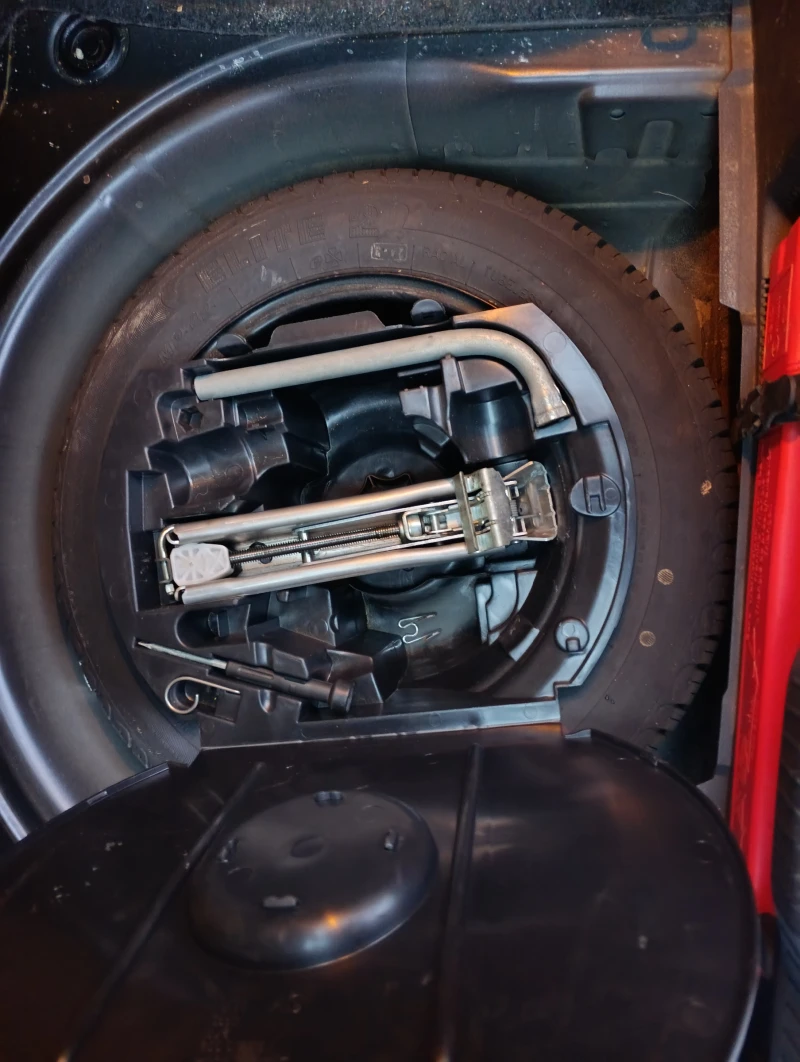 VW Polo 1.2 клима, снимка 5 - Автомобили и джипове - 53089689