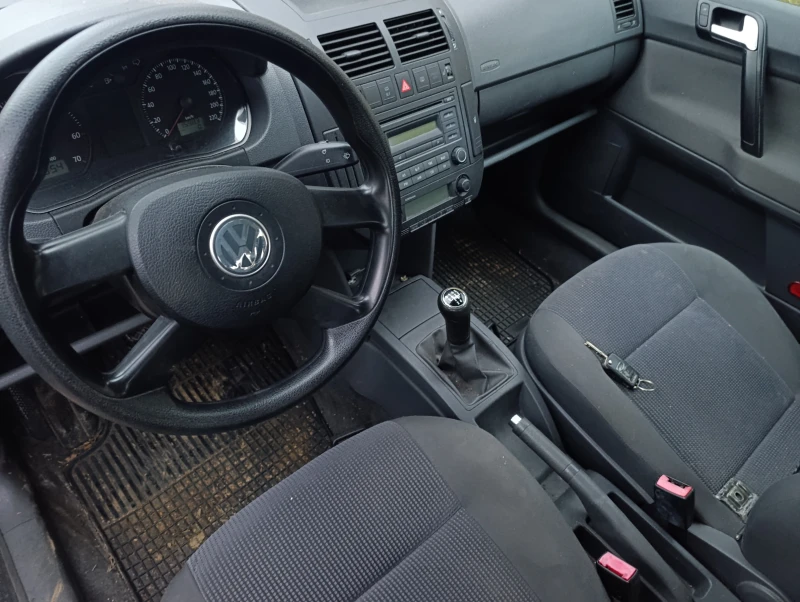 VW Polo 1.2 клима, снимка 2 - Автомобили и джипове - 53089689