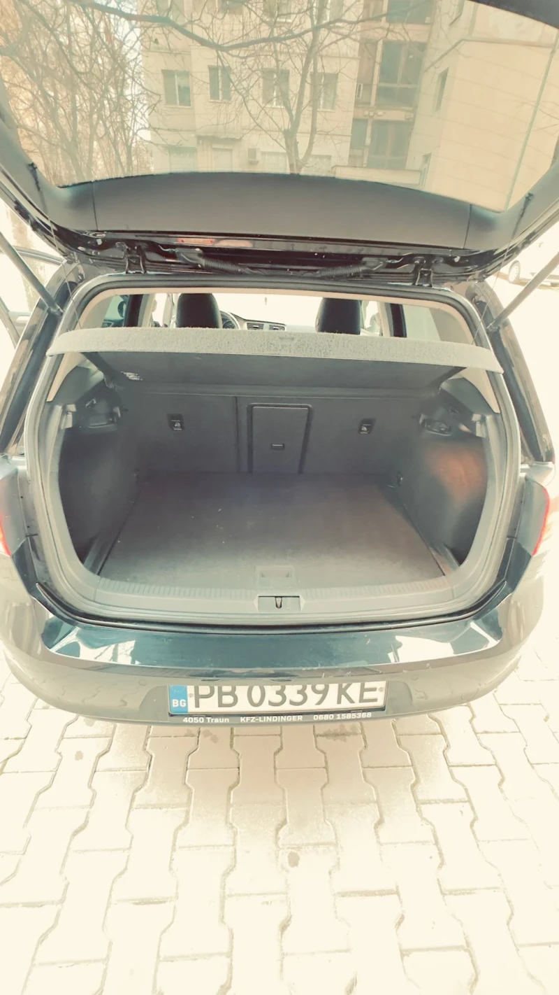 VW Golf, снимка 5 - Автомобили и джипове - 53540845