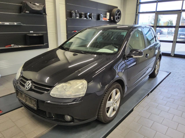 VW Golf 1.9 TDI Германия BLS UNITED Клима 1-Собственик ТОП - 7777 лв. / 3976.32 € - 28018874 1