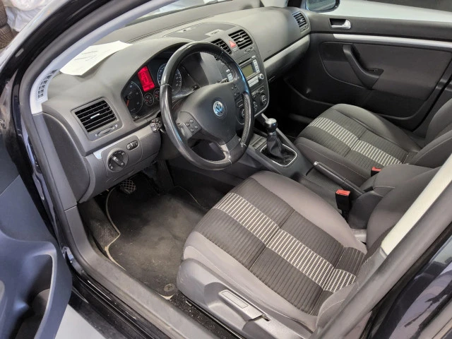 VW Golf 1.9 TDI  BLS UNITED  1-  | Mobile.bg   5