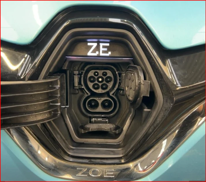 Renault Zoe 52kW, снимка 10 - Автомобили и джипове - 54423339