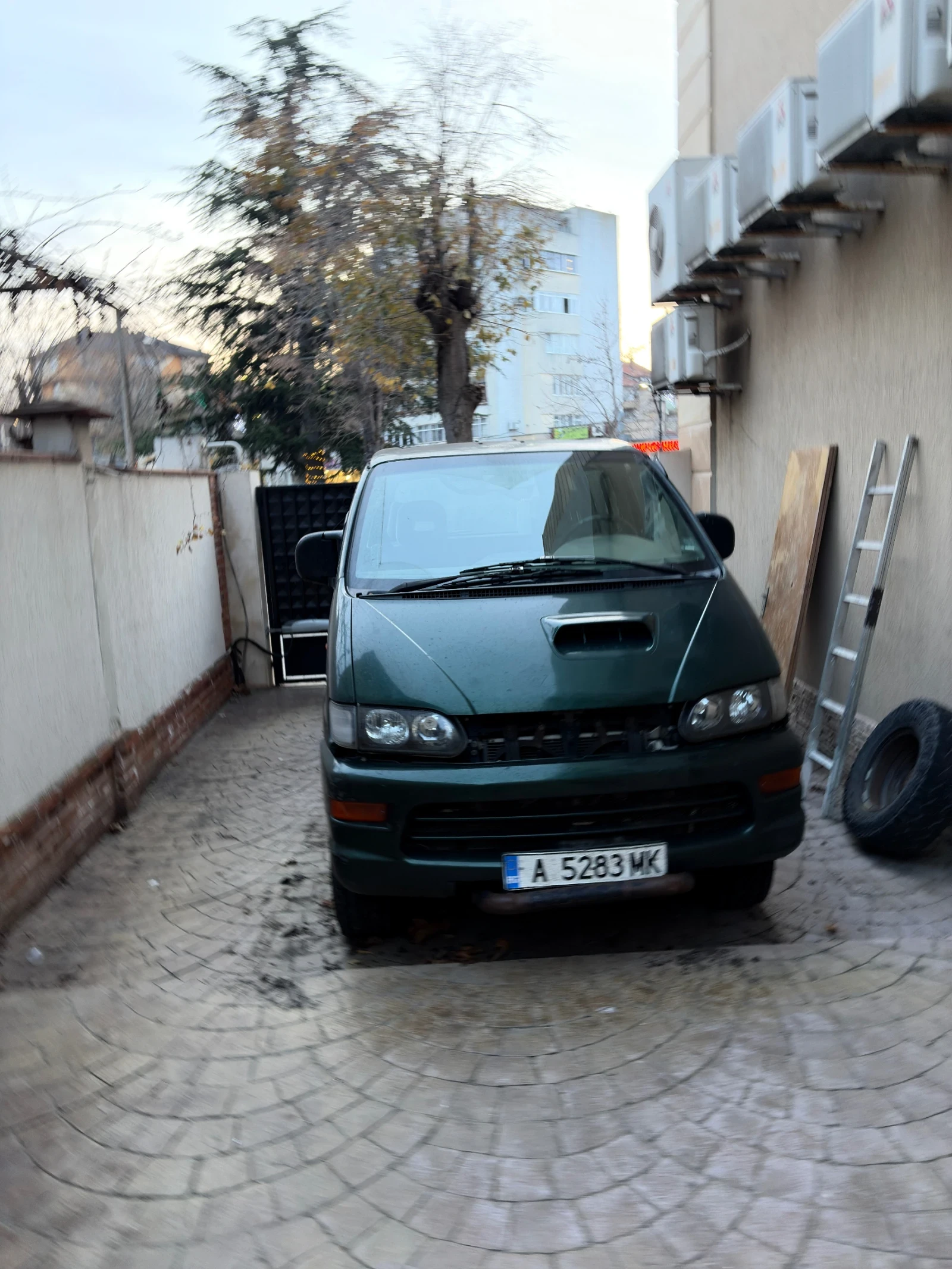 Mitsubishi Space gear, снимка 1