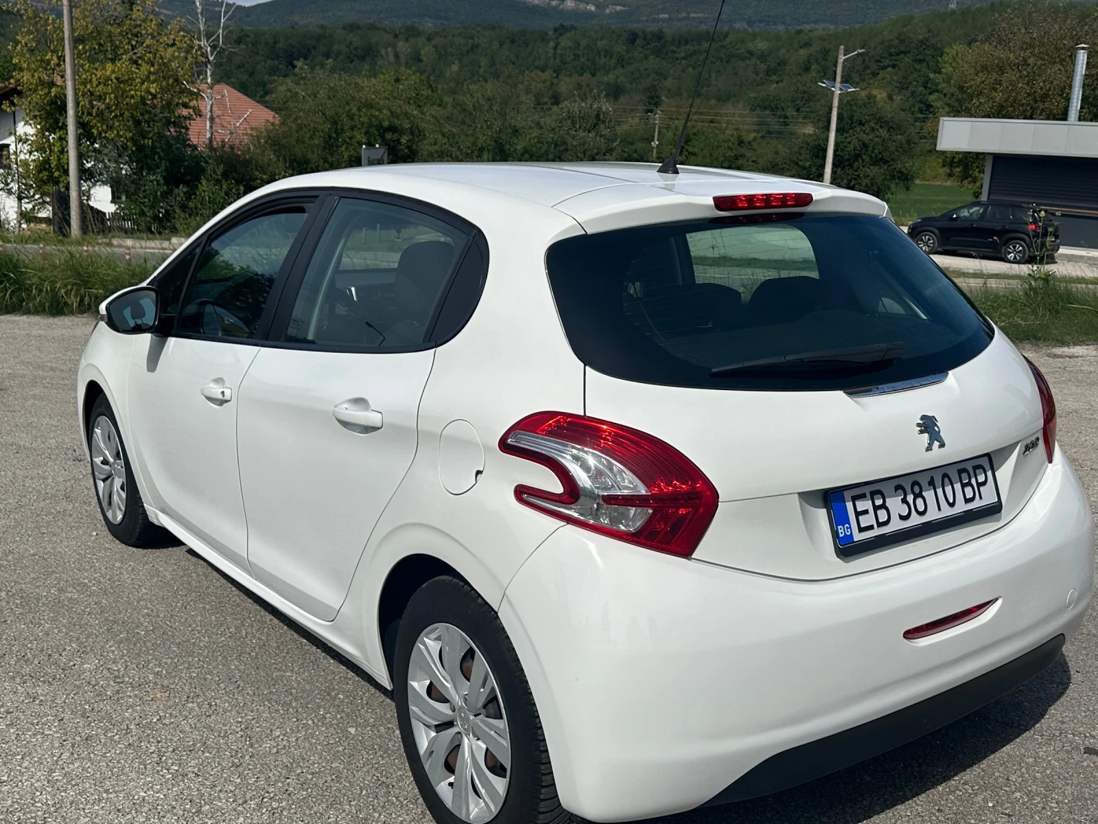 Peugeot 208 1.2i 2014 Клима  ТОП!!! - изображение 4