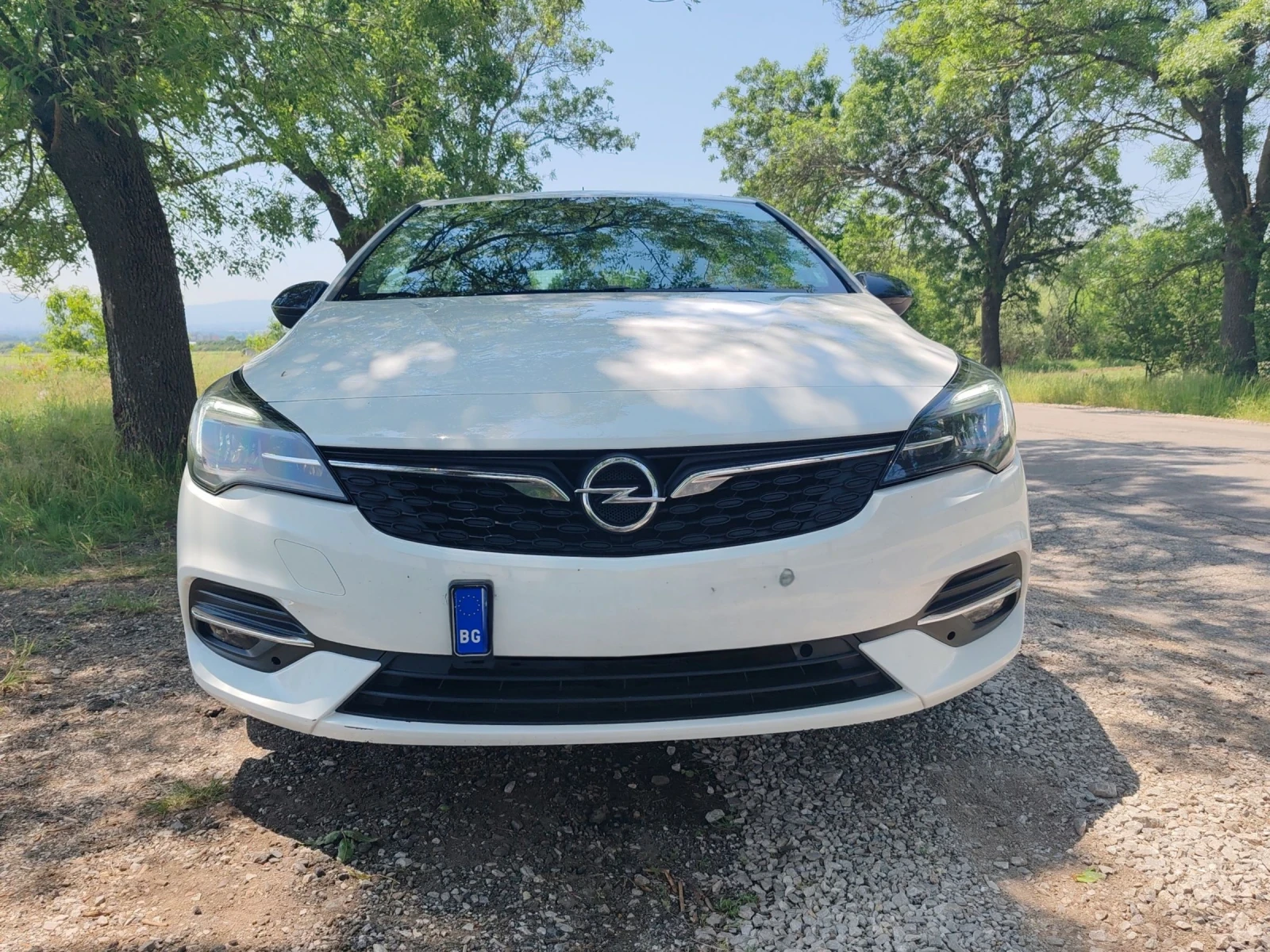 Opel Astra 1.2 TURBO - изображение 9
