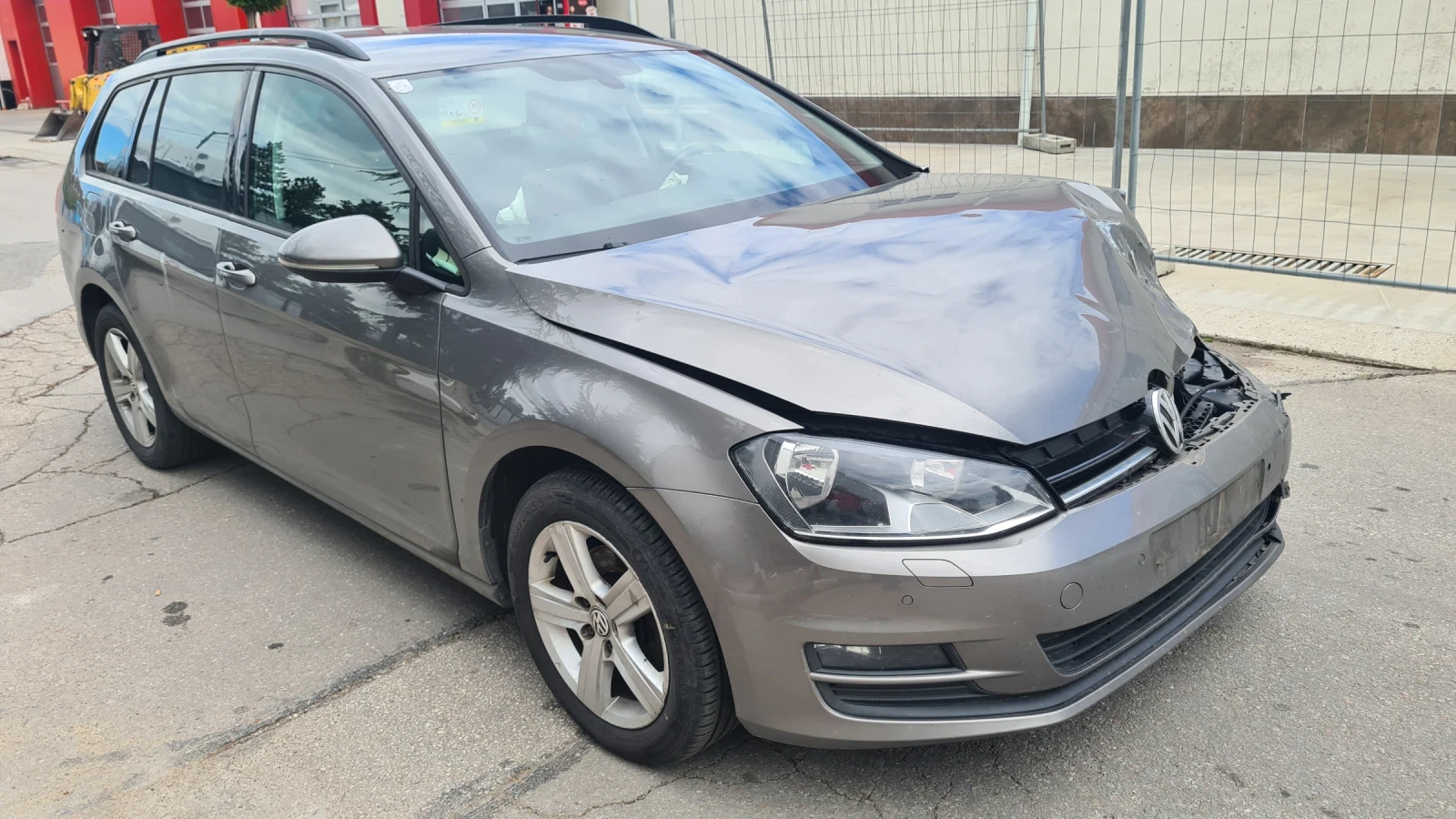 VW Golf 110 кс TDI - изображение 2