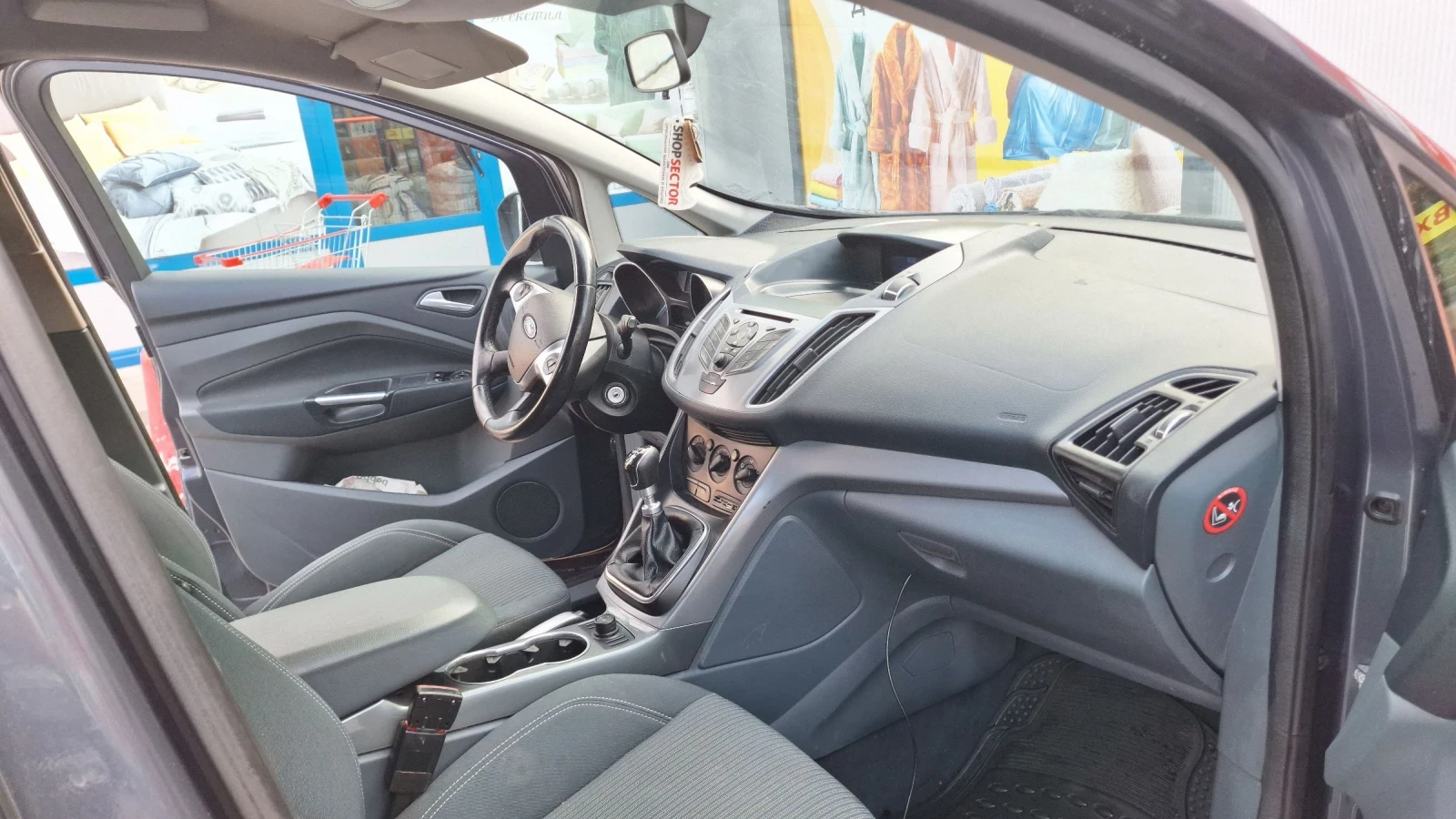 Ford C-max 1.6Tdci Titanium - изображение 8
