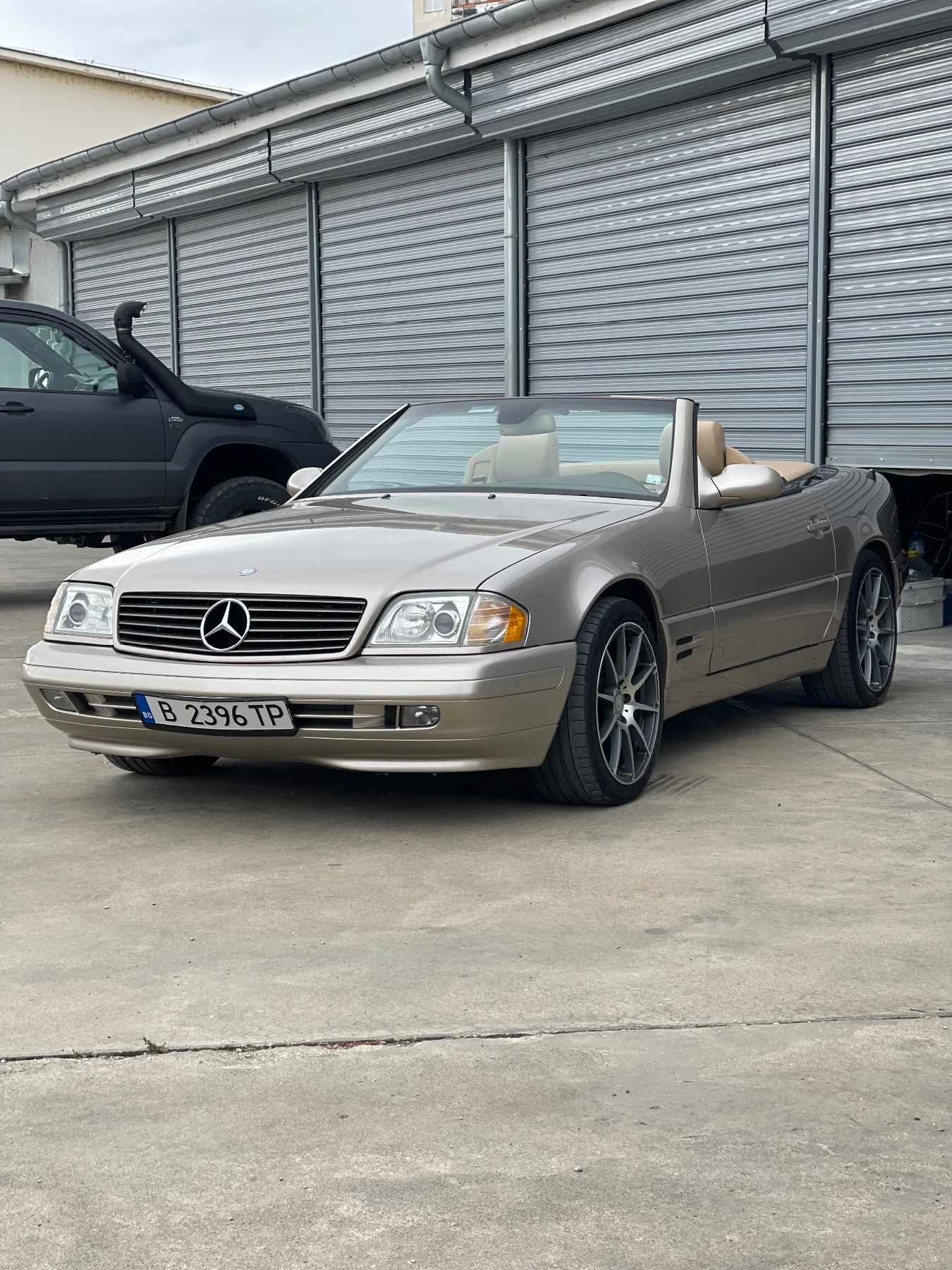 Mercedes-Benz SL 500  - изображение 3