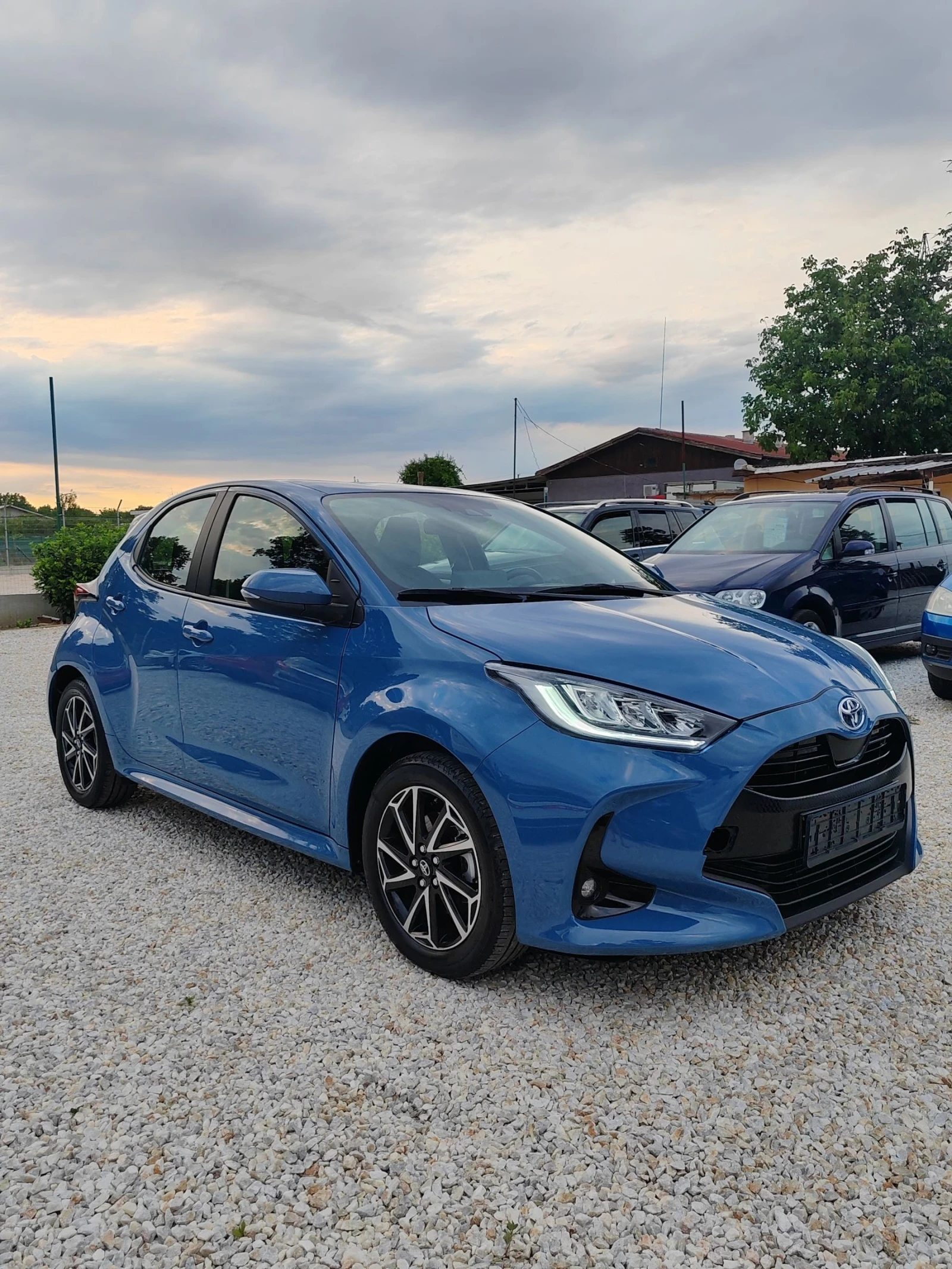 Toyota Yaris 1.5, 93к.с. ТОП FULL - изображение 2