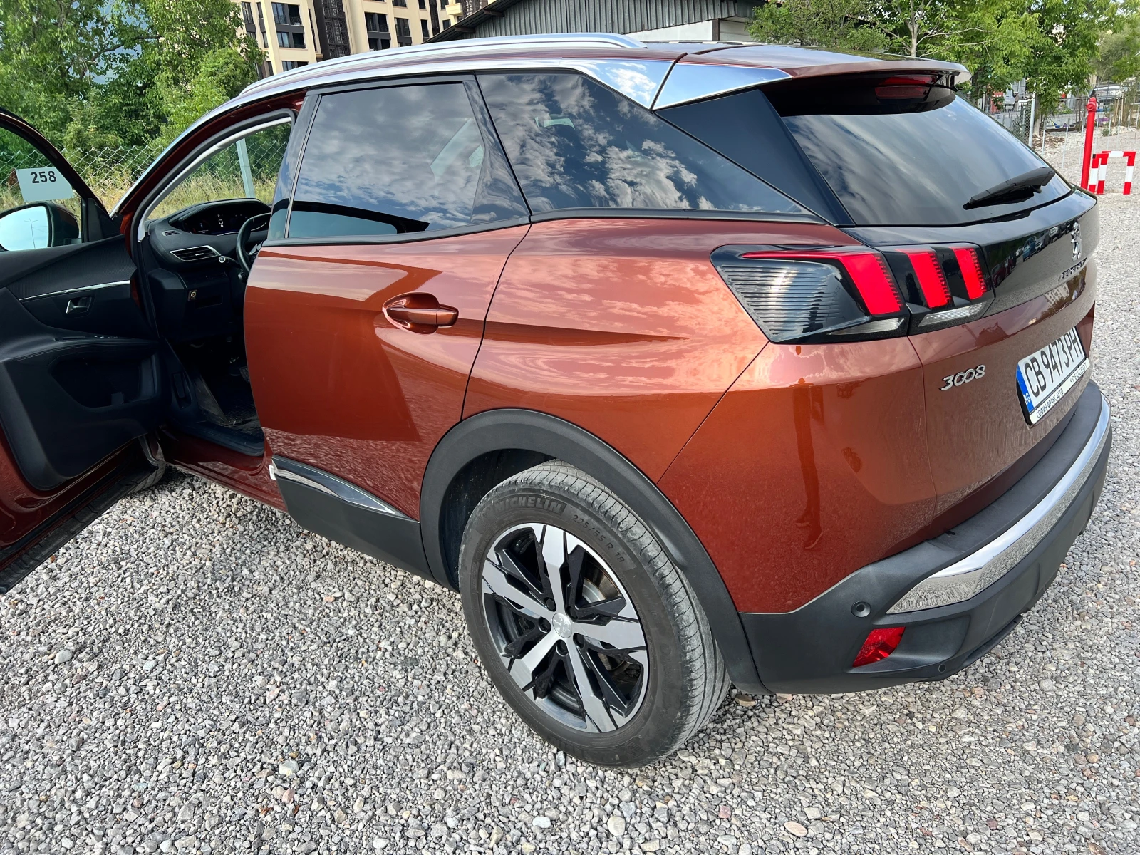 Peugeot 3008 NEW ALLURE - изображение 8
