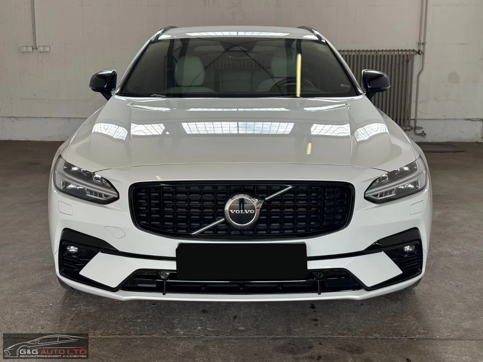 Volvo V90 R-DESIGN/197HP/CAM/MEMO/H&K/NAVI/LED/KLESS/308g - изображение 2