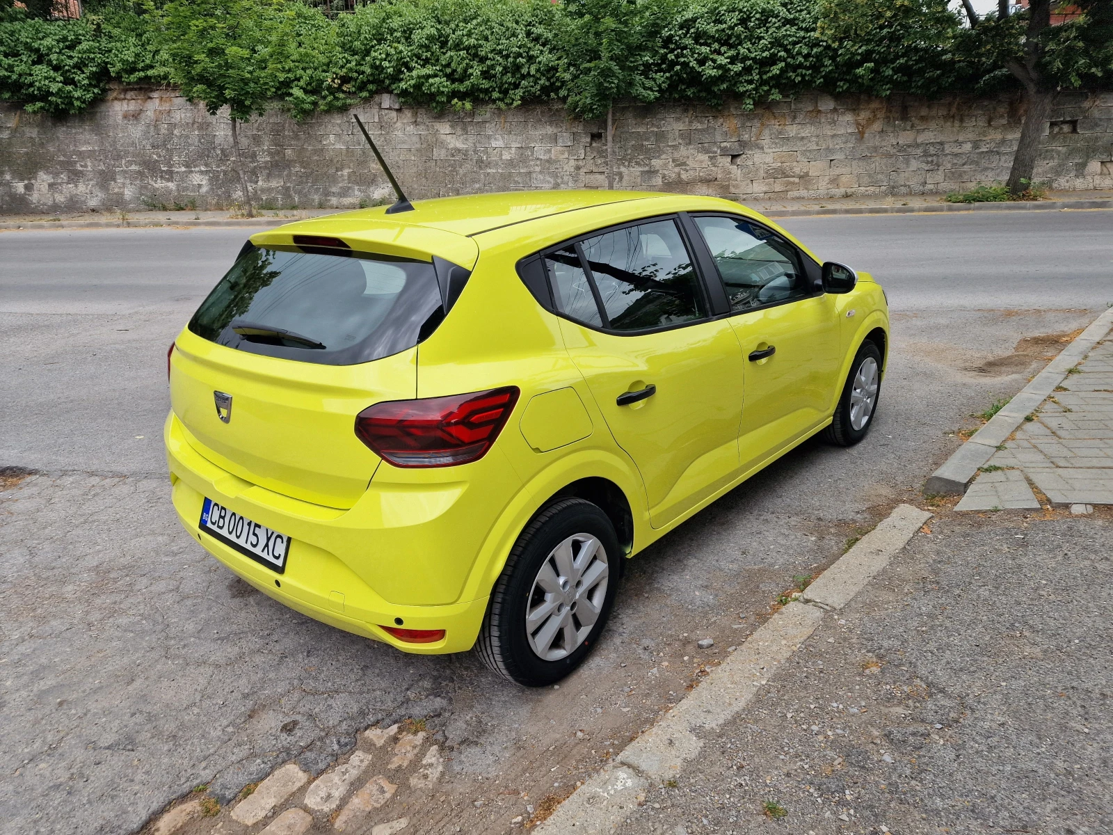 Dacia Sandero  - изображение 3