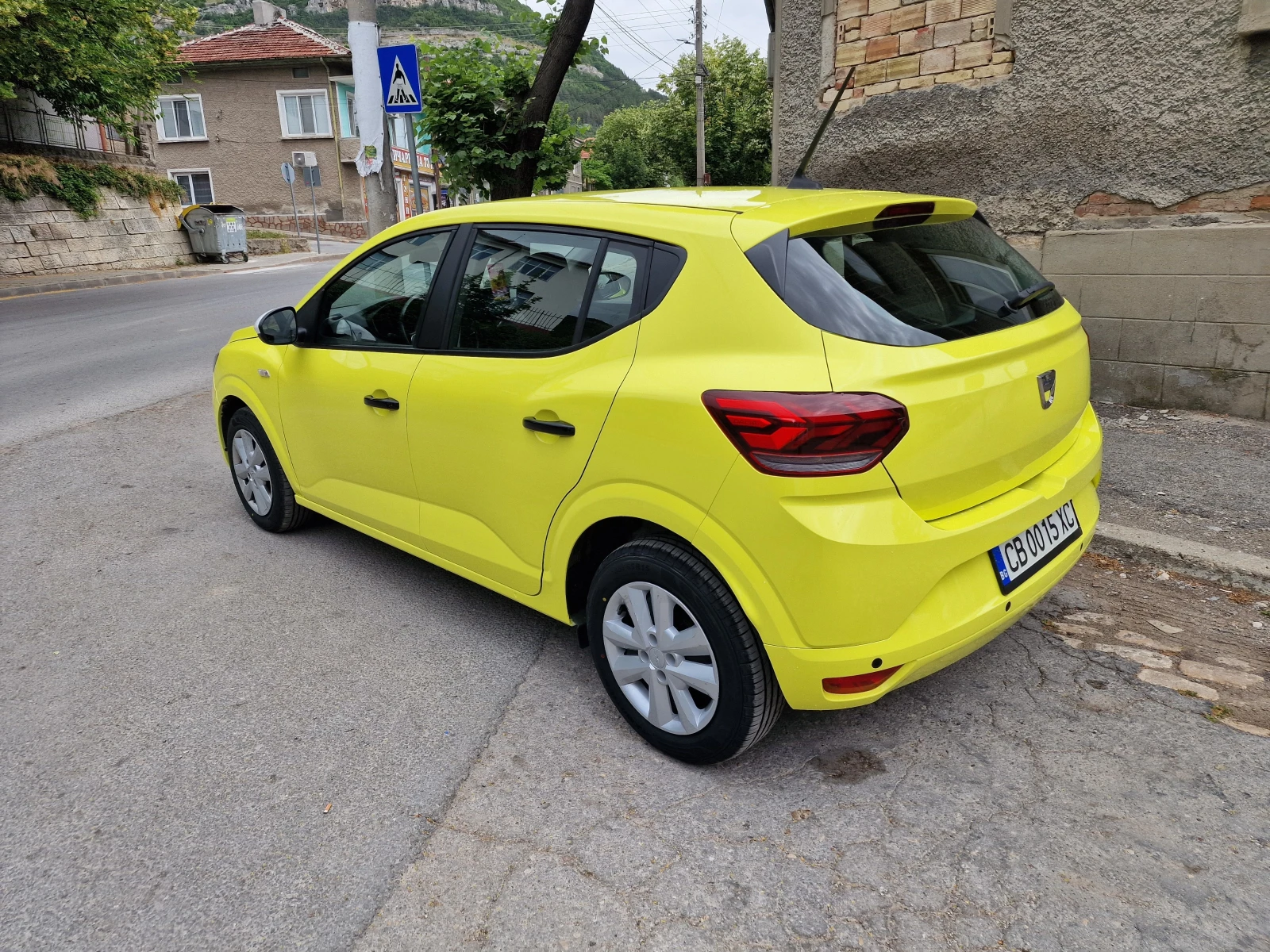 Dacia Sandero  - изображение 2