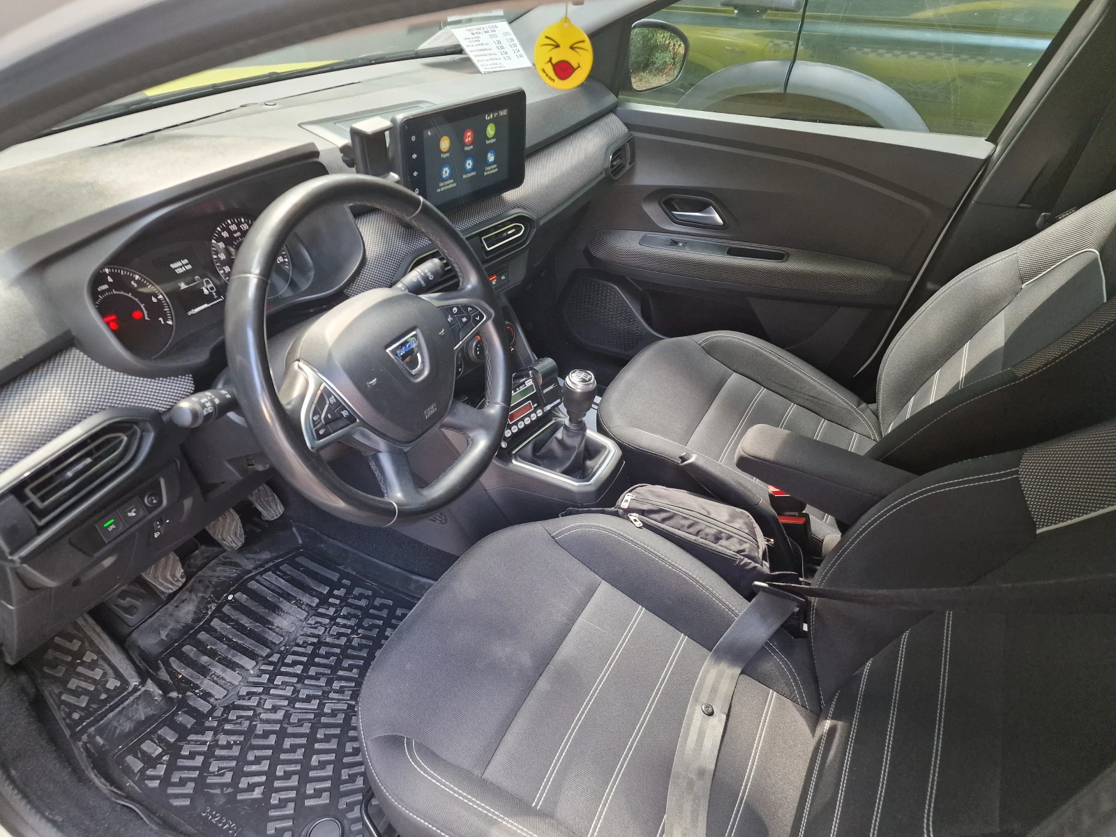 Dacia Sandero  - изображение 7