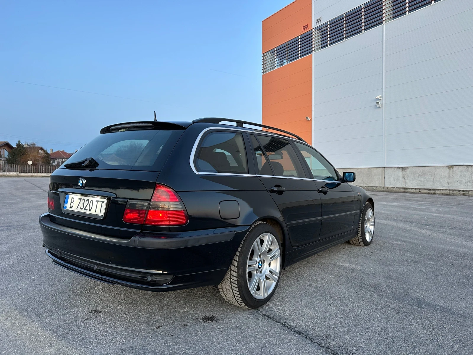 BMW 330  - изображение 5